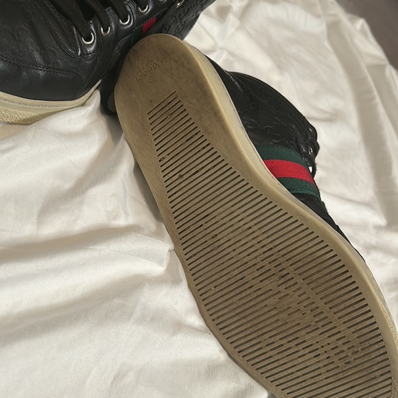 Authentic Gucci sneakers gently worn - Picture 4 of 9